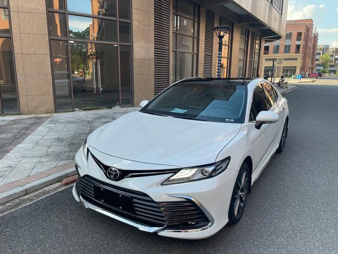 新款凯美瑞2023款图片／新款凯美瑞轿跑型图片