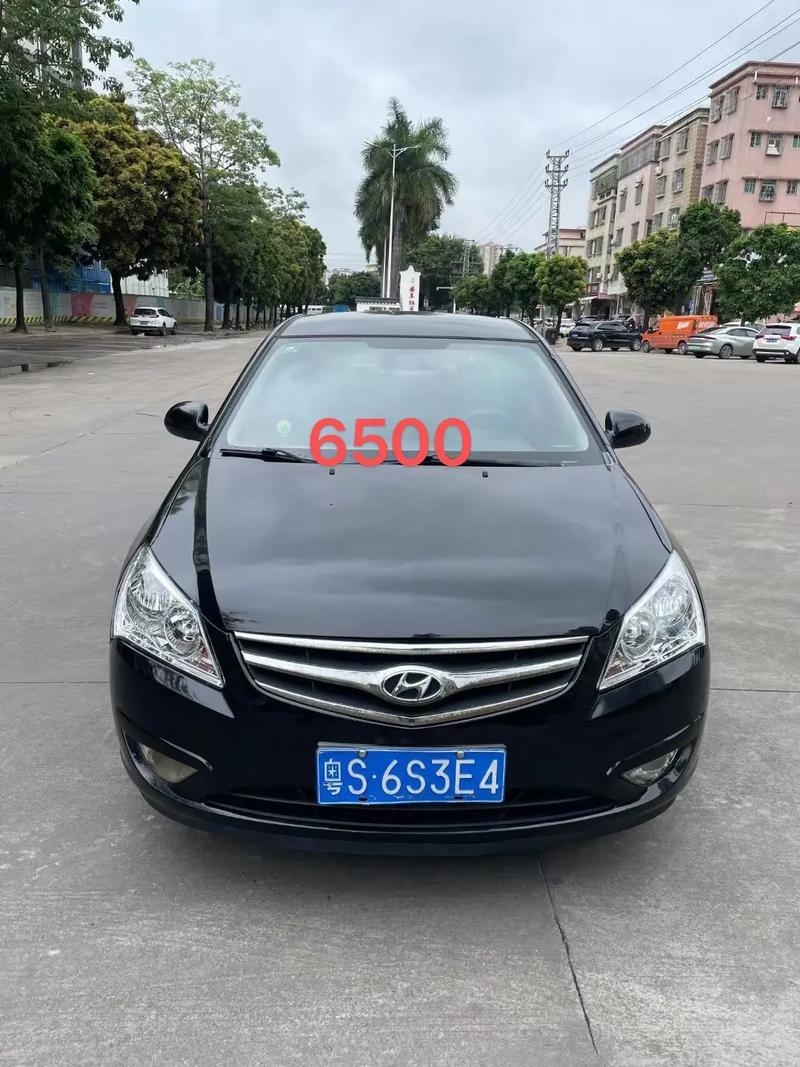 二手现代车型及报价(二手现代汽车图片价格)