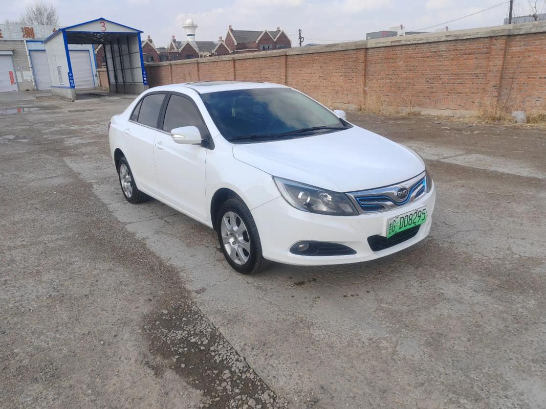 比亚迪e5续航多少公里,比亚迪e5续航是多少